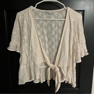 3/$15!! Cream Tie Front Top